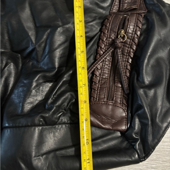 SOLD! - Picture 7 of 9